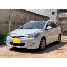 2014 ຂາຍລົດ Hyundai Accent blue 